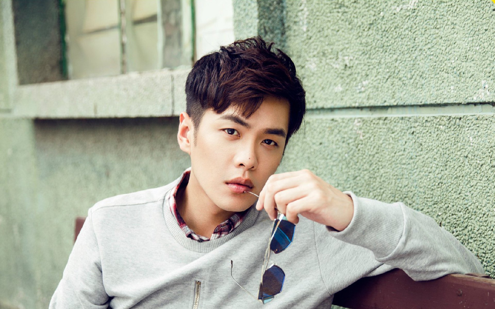 九游游戏中心下载-_爵士队迎来多场连续胜利，排名不断提升_，爵士队战绩